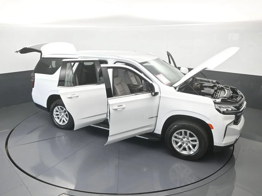 Used 2024 Summit White Chevrolet LT image 68
