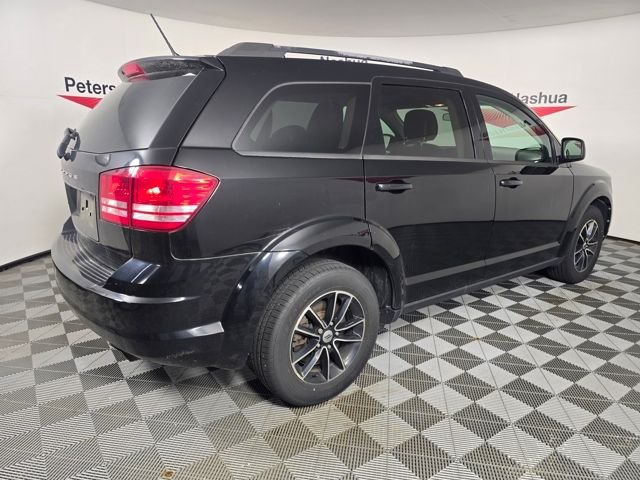 Used 2018 Pitch Black Clearcoat Dodge SE image 7