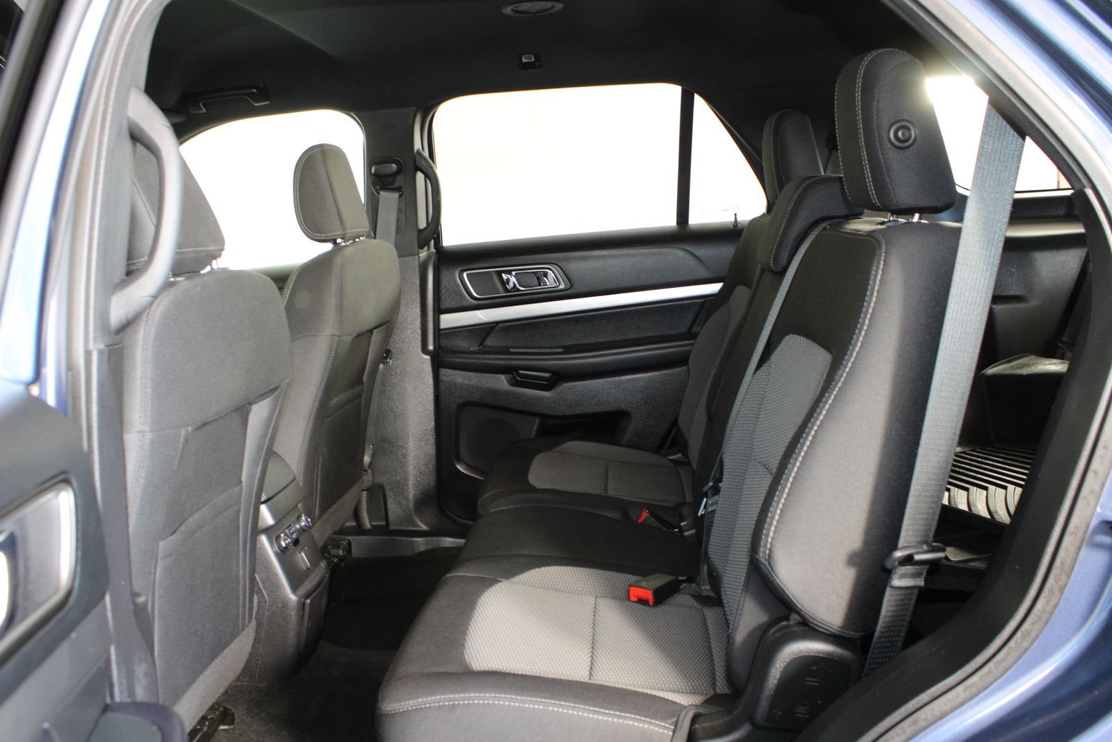 Used 2018 Blue Ford XLT image 11