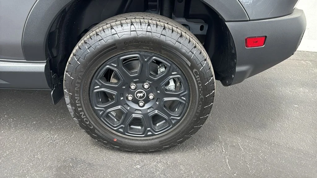 New 2026 Carbonized Gray Metallic Ford Badlands® image 7