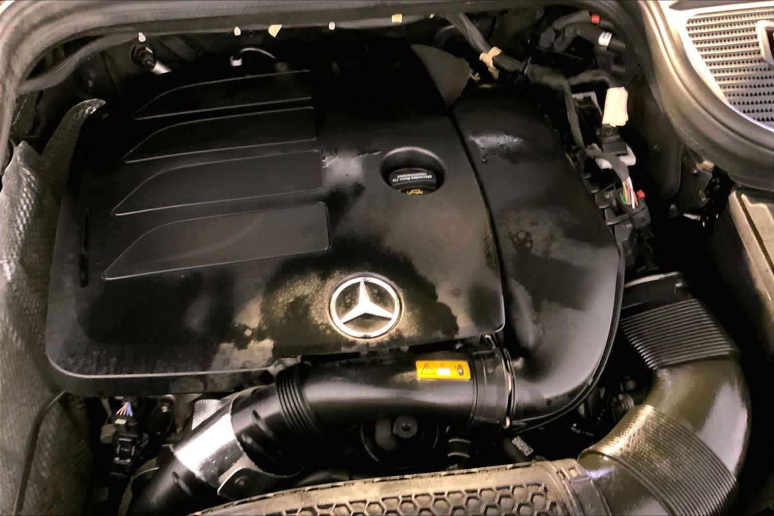Certified Used 2022 Black Mercedes-Benz GLE 350 image 31