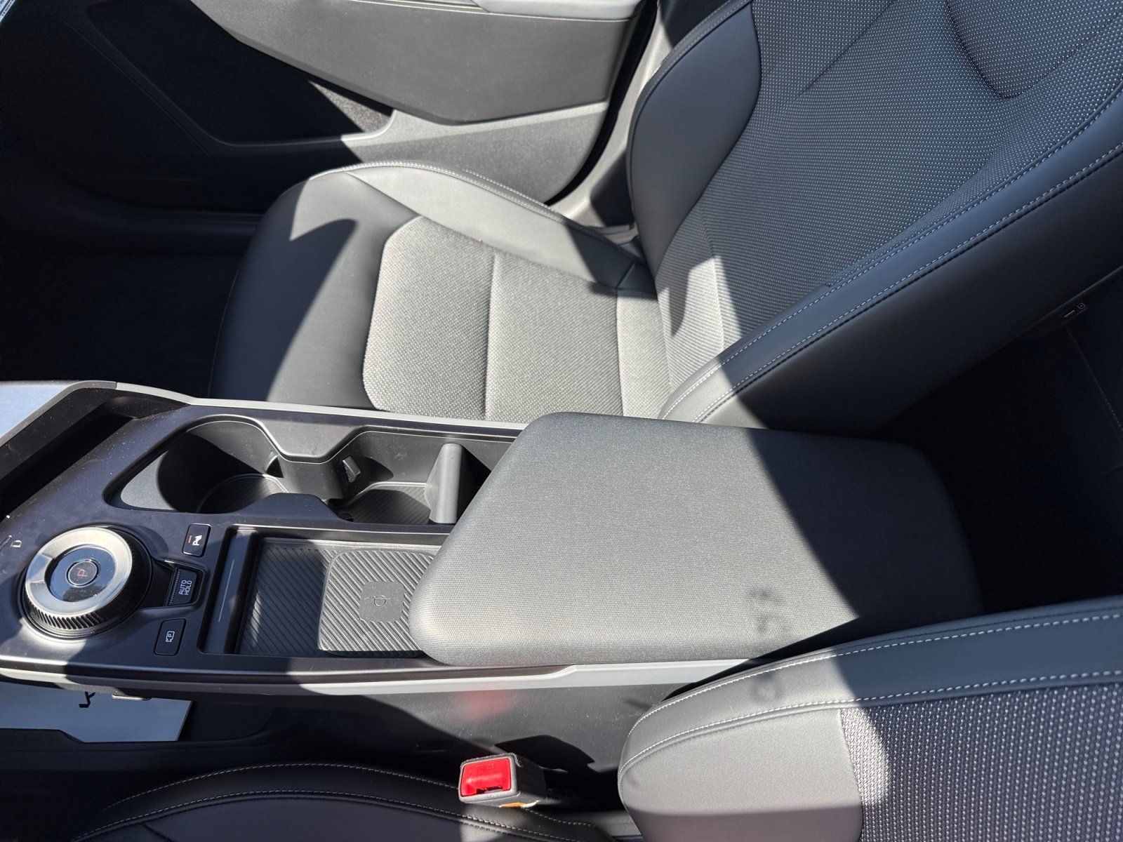 New 2026 Glacial White Pearl Kia Light Long Range image 14