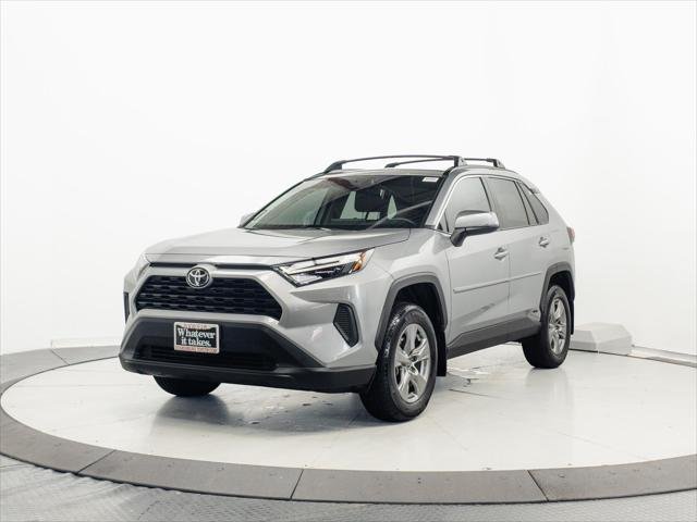 Certified Used 2025 SILVER SKY METALLIC Toyota Hybrid XLE image 3