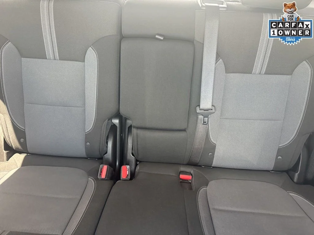 Used 2025 White Chevrolet LT image 24