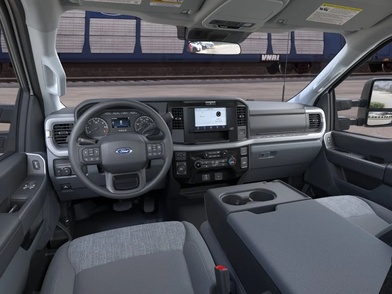 New 2026 Oxford White Ford F-250® XLT image 9