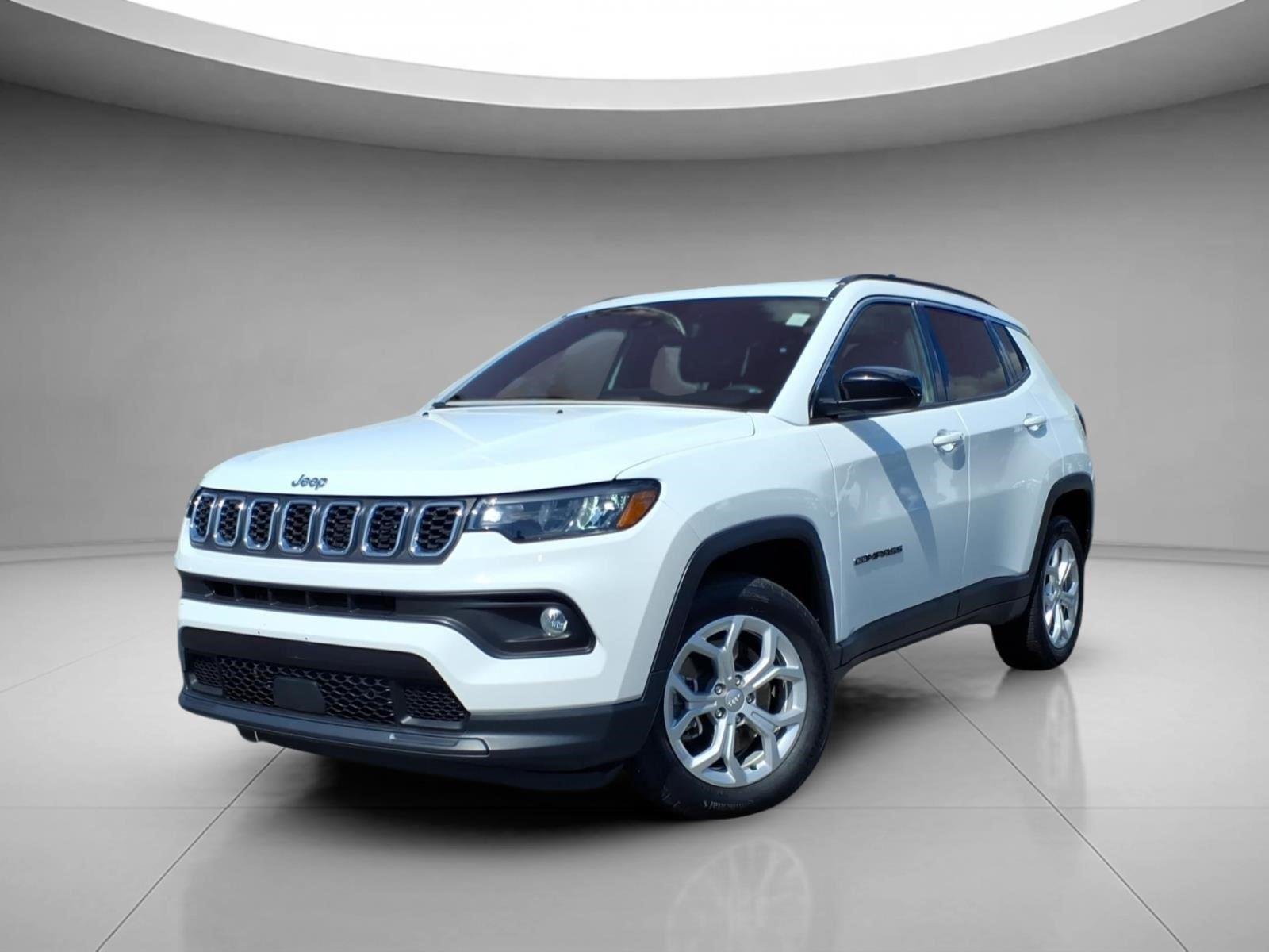 Used 2024 Bright White Clearcoat Jeep Latitude image 1