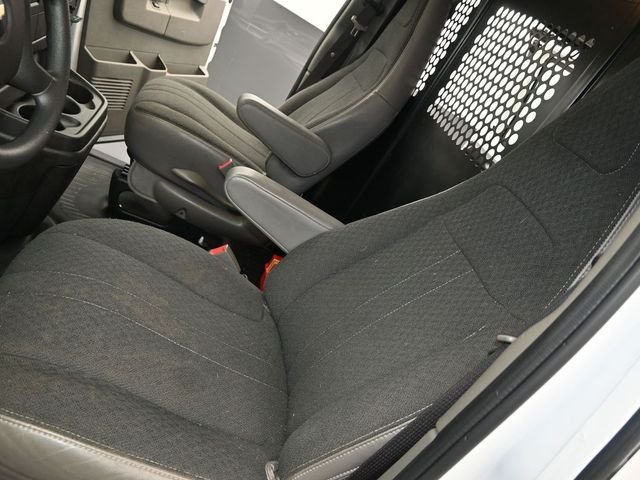 2024 Chevrolet Express Cargo Work Van - Photo 9