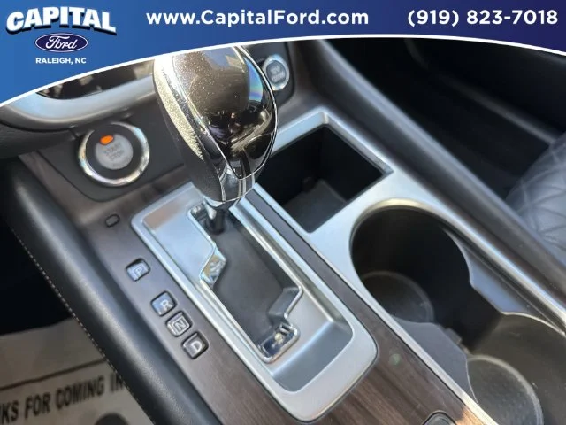 Used 2021 White Nissan Platinum image 31