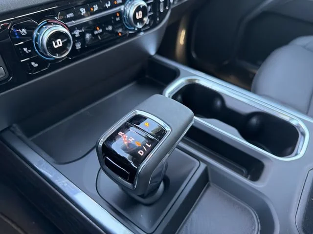 New 2026 Onyx Black GMC SLT image 26