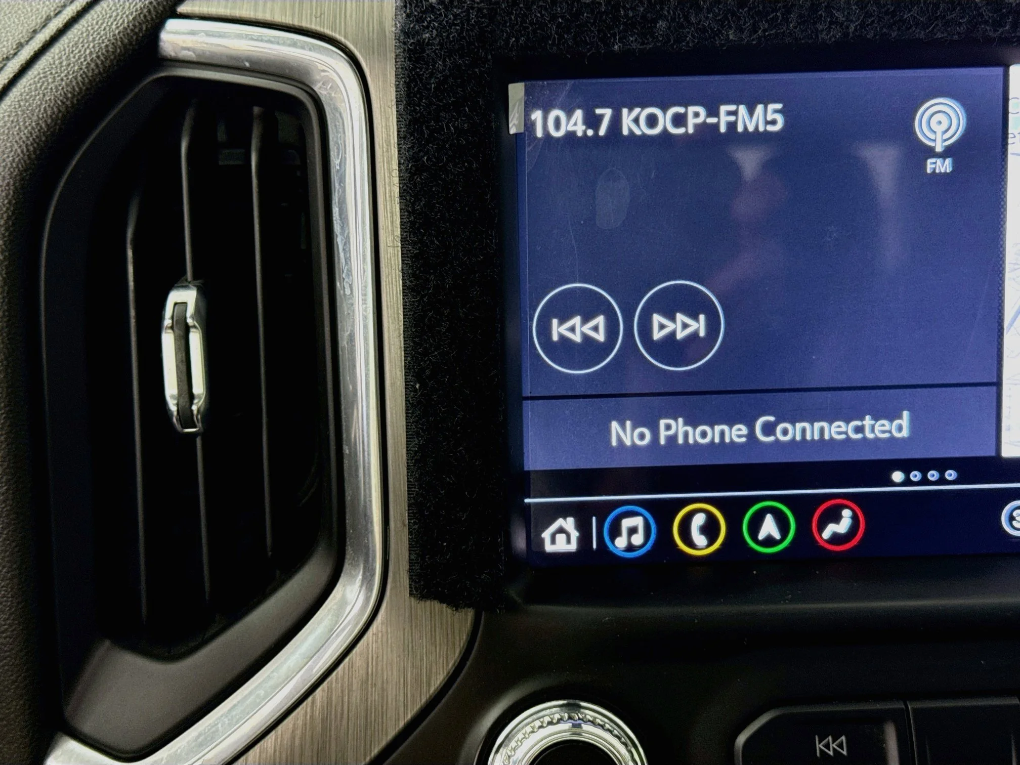 Used 2023 QUICKSILVER METALLIC GMC Denali image 17