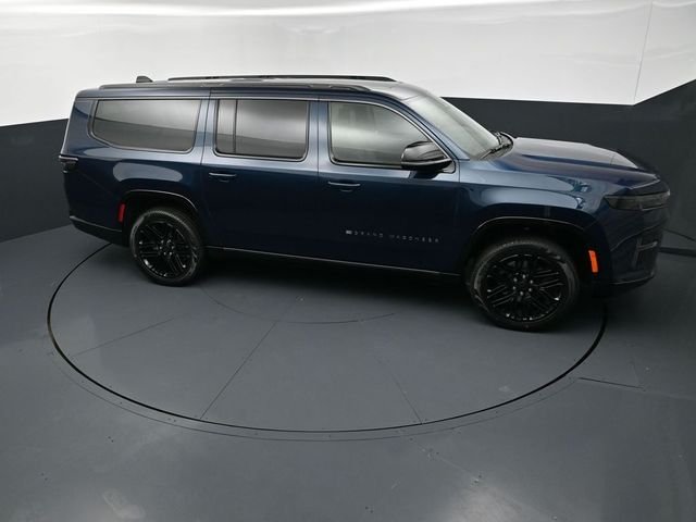 New 2026 Fathom Blue Pearl-Coat Exterior Paint (Late Availability) Jeep Limited Reserve image 18