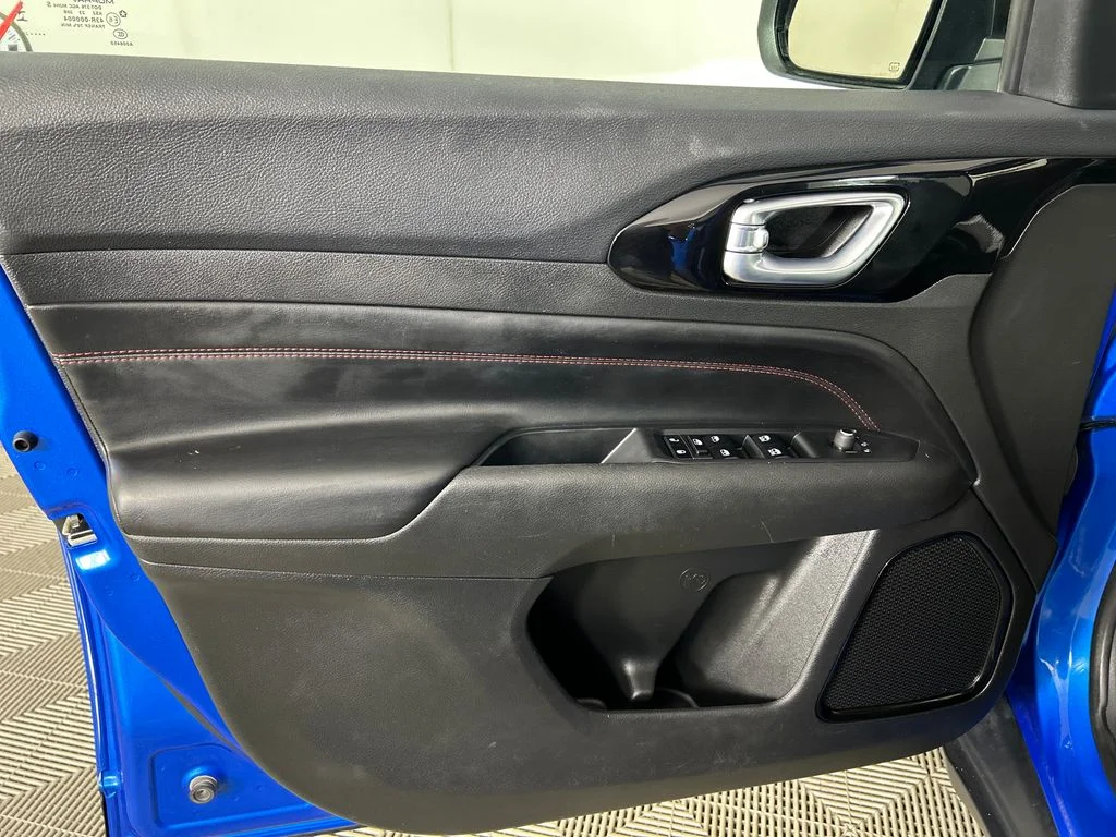 Used 2023 Blue Jeep Trailhawk image 11