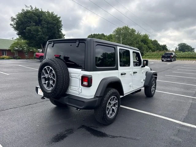 New 2026 Bright White Clear-Coat Exterior Paint Jeep Sport S image 7