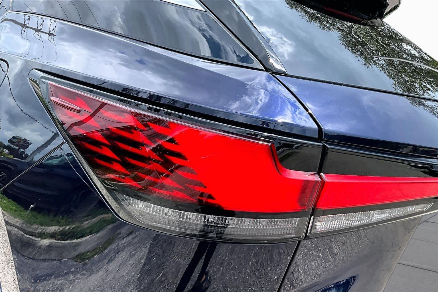 Used 2024 Nightfall Mica Lexus Premium image 29