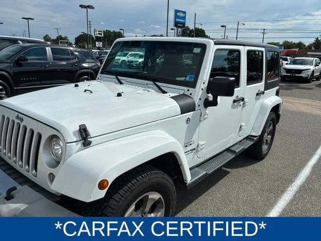 Used 2018 White Jeep Unlimited Sahara image 2
