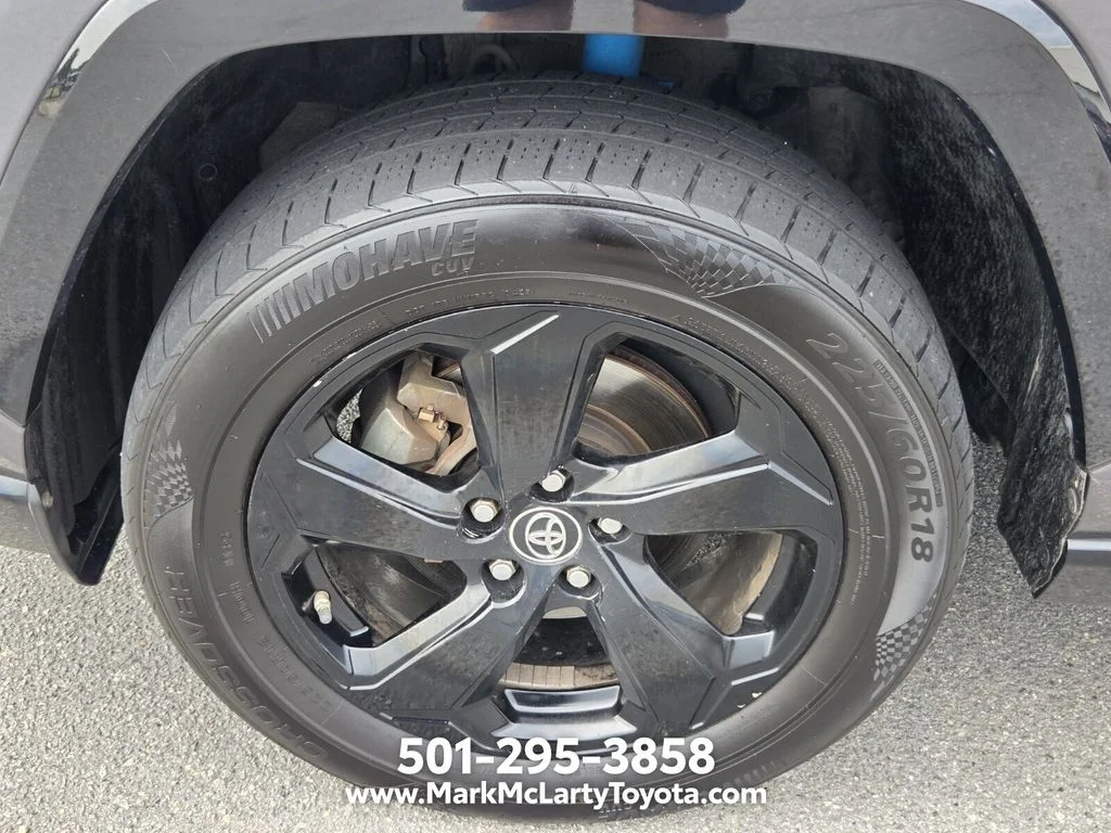 Used 2019 Gray Toyota XSE image 15