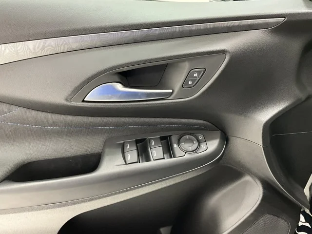 2026 Buick Envista Sport Touring - Photo 13