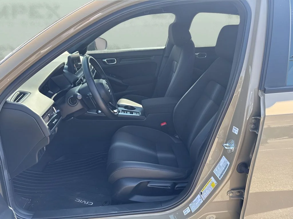Used 2025 Brown Honda Sport image 9