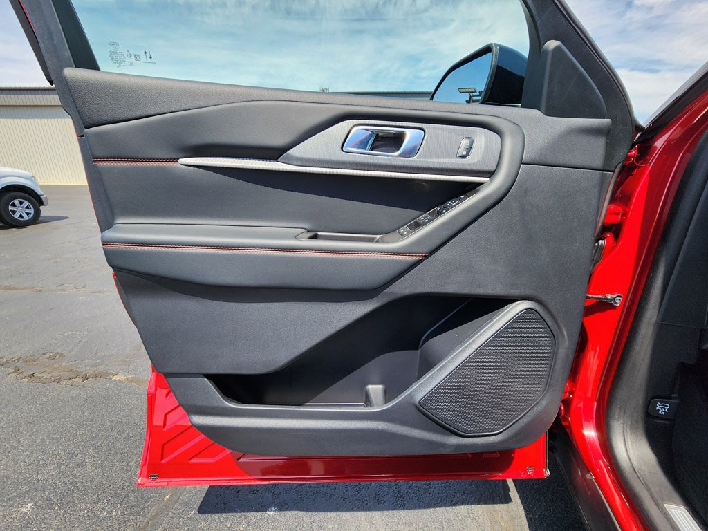 Used 2025 Rapid Red Metallic Tinted Clearcoat Ford ST-Line image 13
