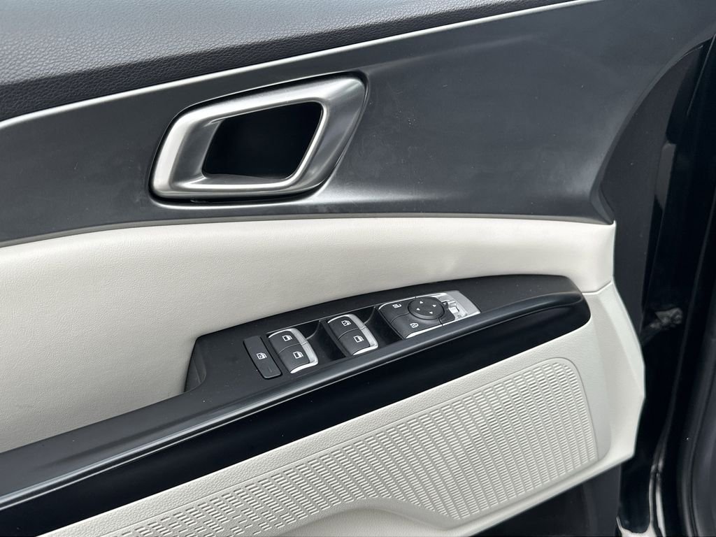 2024 KIA CARNIVAL - Image 18