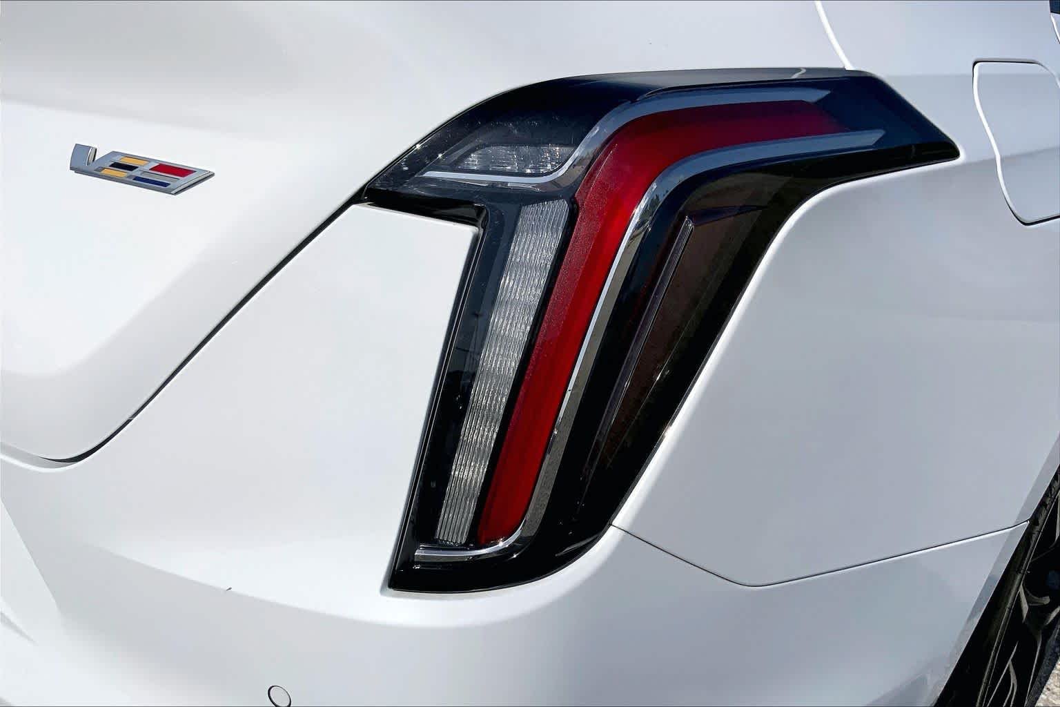 Used 2021 Summit White Cadillac V-Series image 30