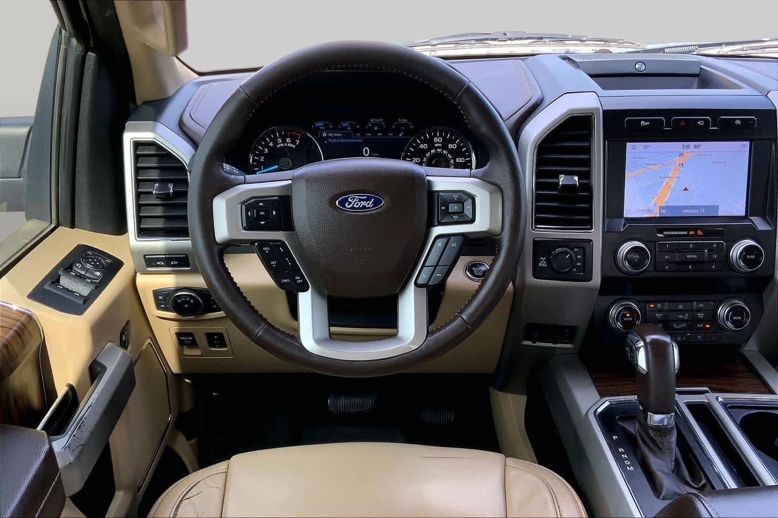 Used 2019 White Platinum Metallic Tri-Coat Ford LARIAT image 6