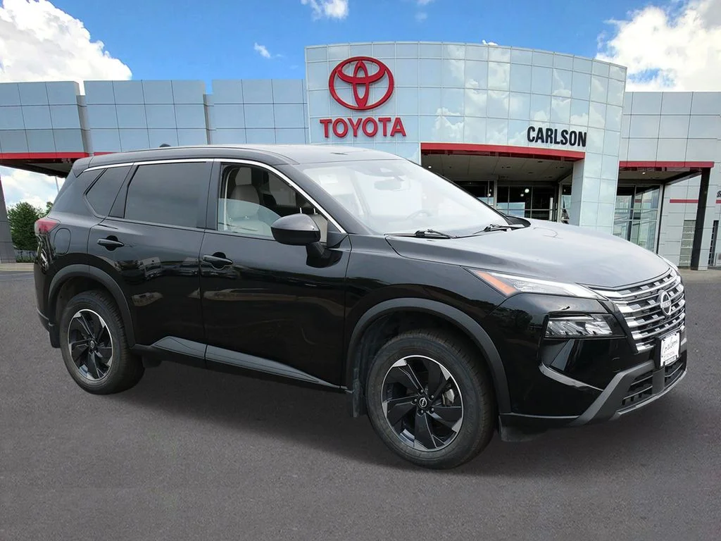 Used 2025 Nissan Rogue SV with VIN JN8BT3BB8SW156159 for sale in Minneapolis, Minnesota
