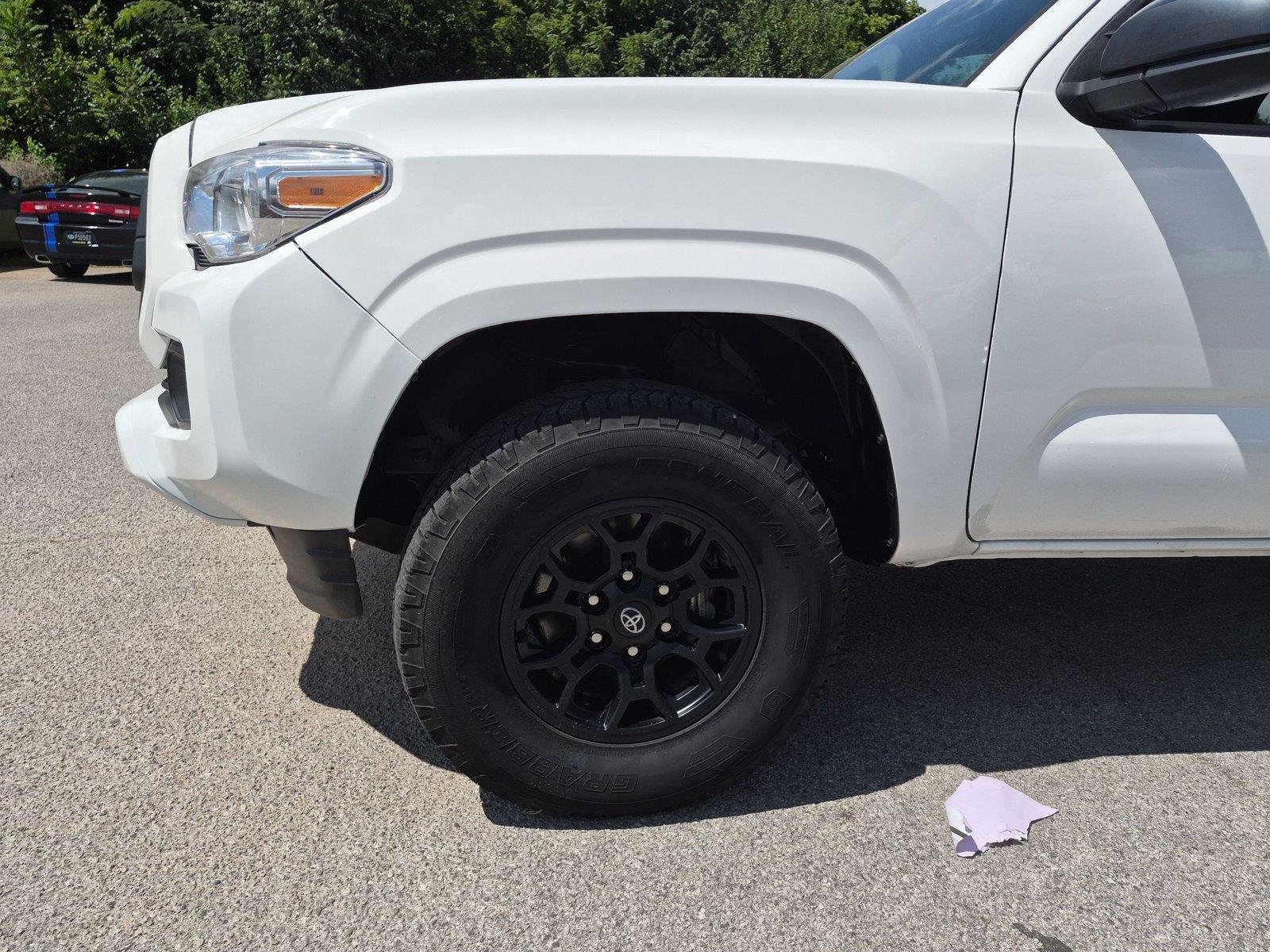 Used 2022 White Toyota SR image 10