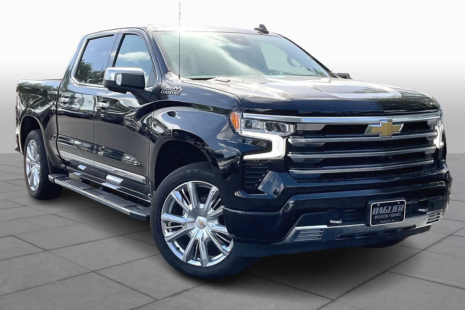 Used 2023 Black Chevrolet High Country image 3