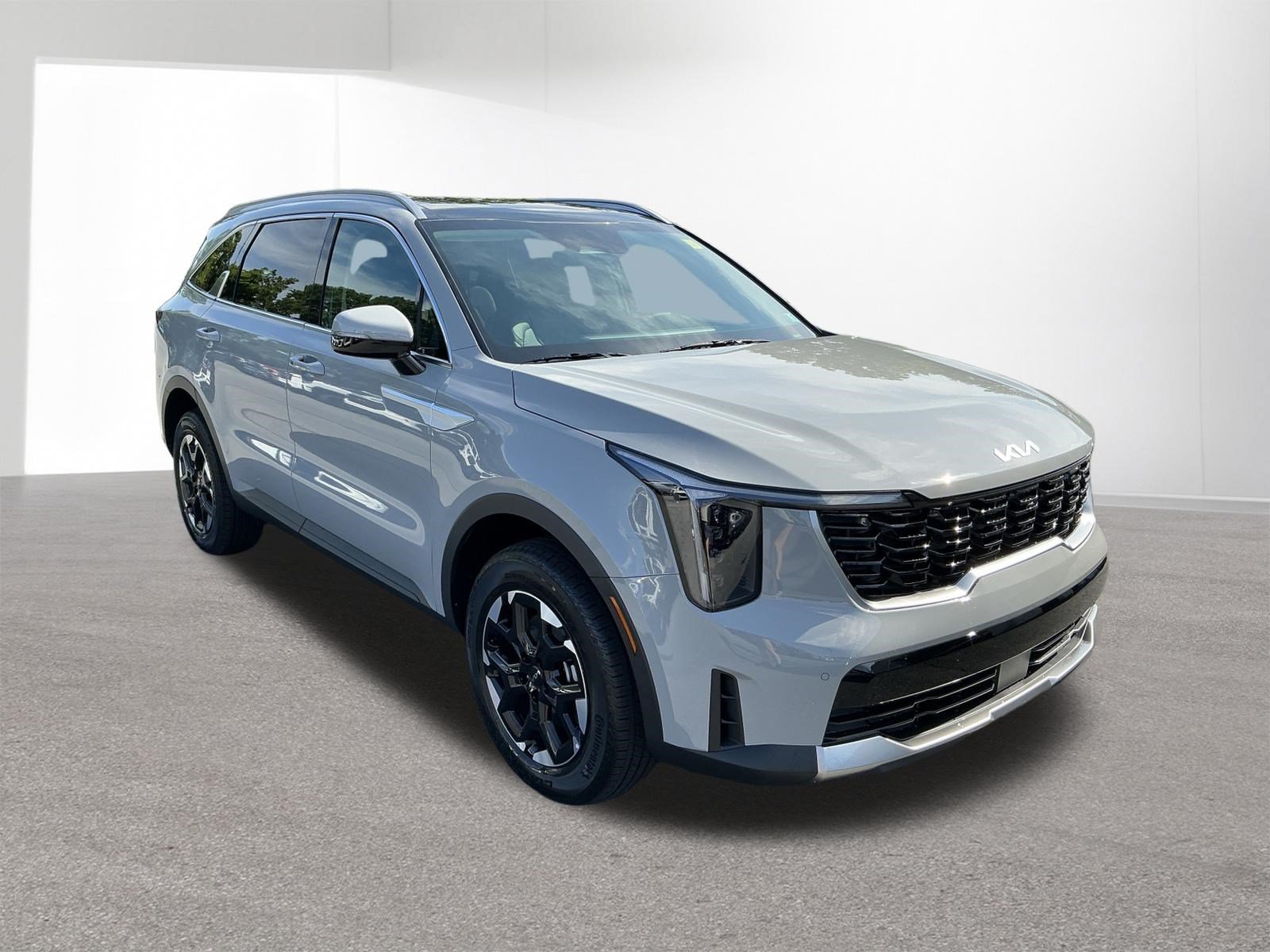 New 2026 Wolf Gray Kia S image 1