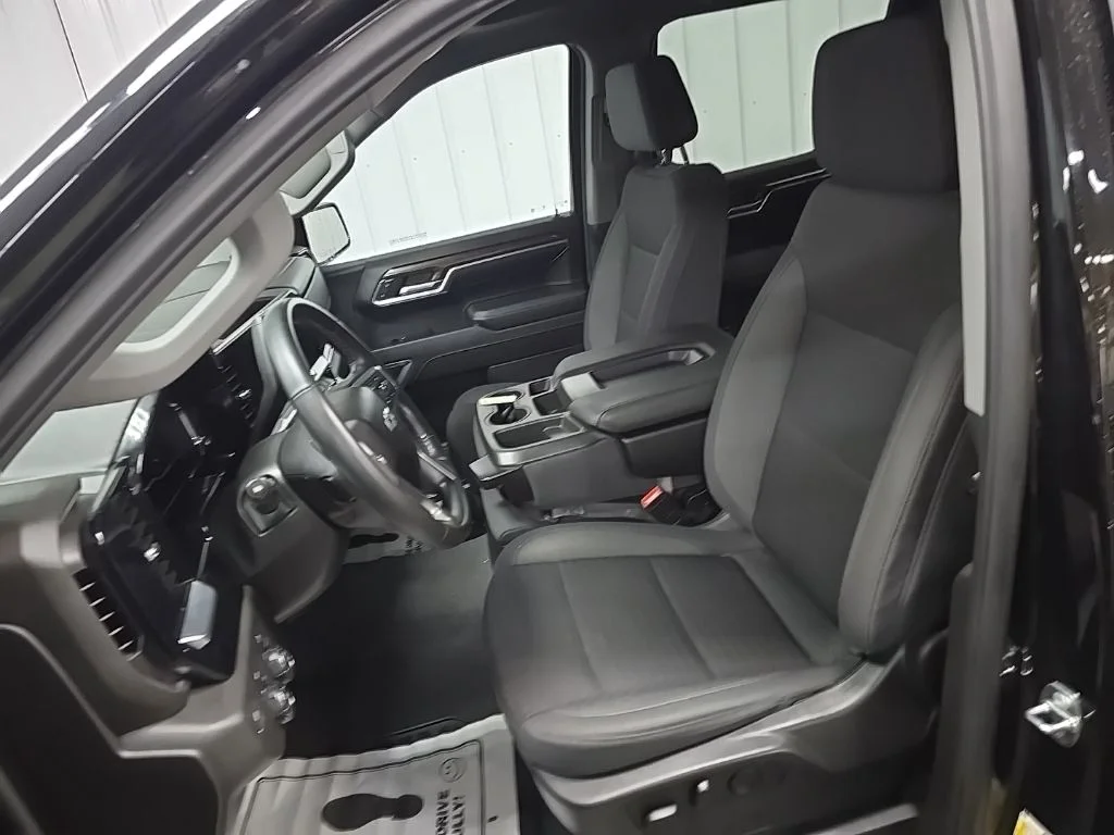 Used 2023 Black Chevrolet RST image 29
