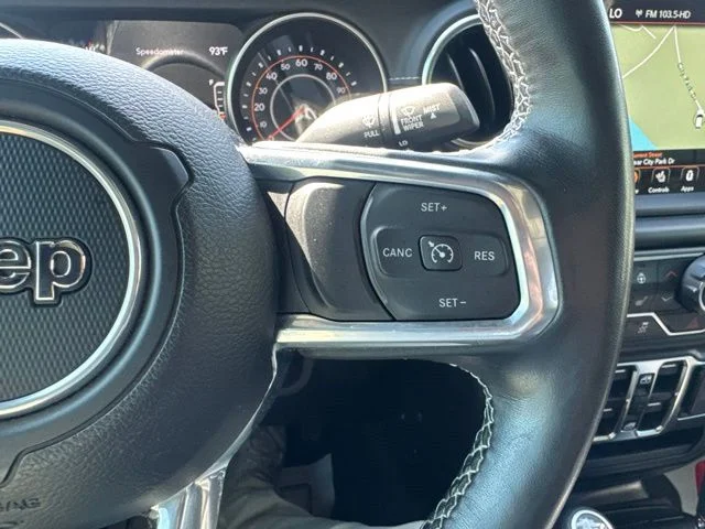 Used 2022 Green Jeep Overland image 26