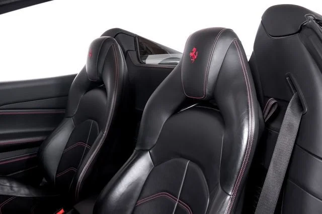 Certified Used 2018 Rosso Fiorano Ferrari  image 22