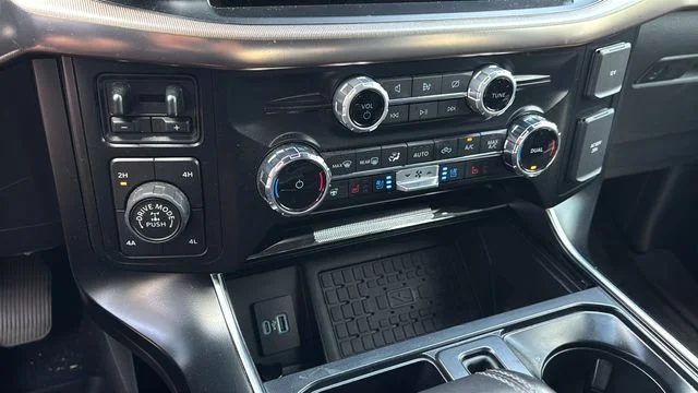 Used 2023 White Ford Raptor image 31