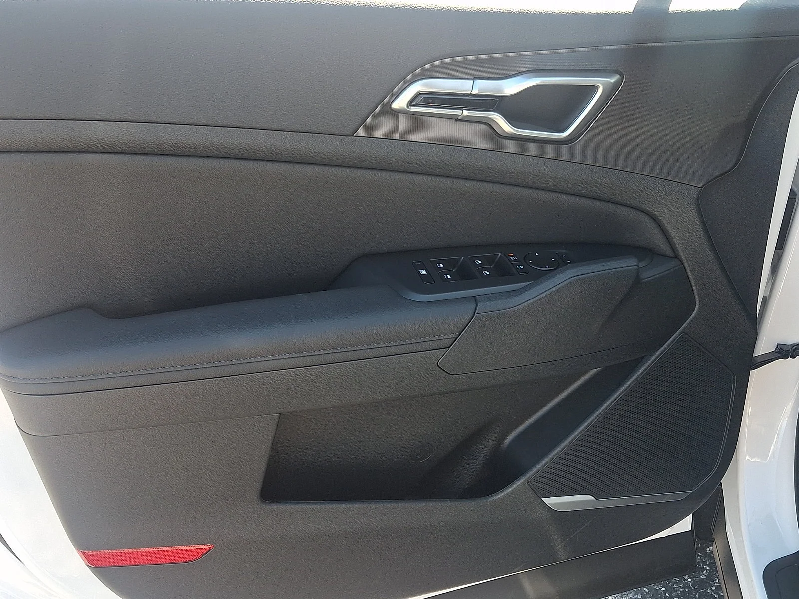 New 2027 White Kia EX image 12