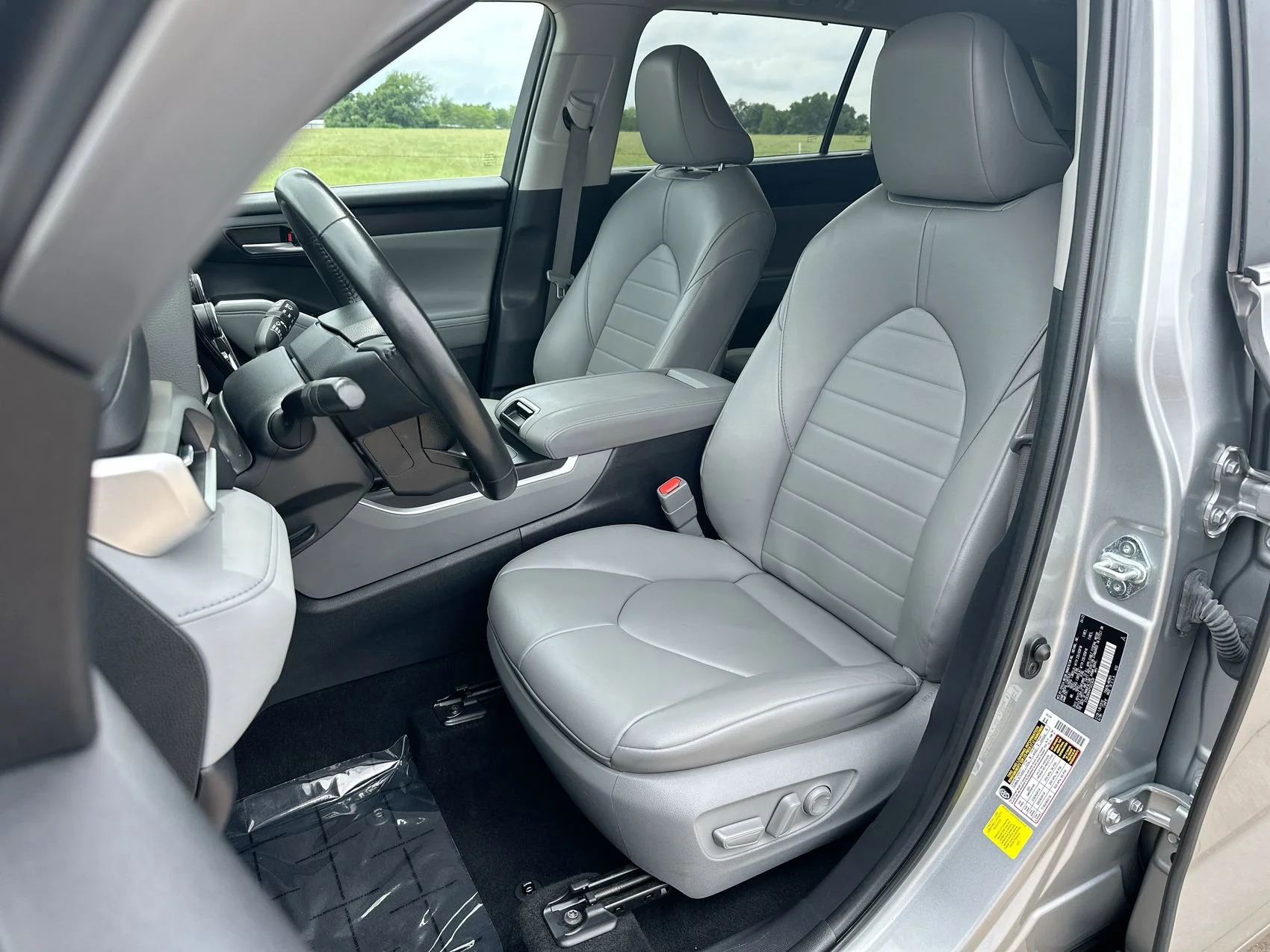 Used 2023 Celestial Silver Metallic Toyota XLE image 11