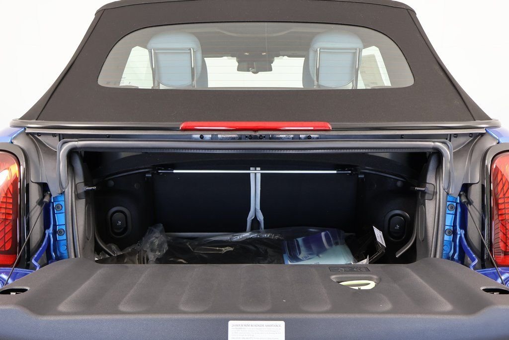 2026 MINI Convertible Base - Photo 8