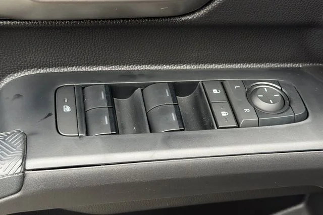 2026 Toyota Tacoma TRD Off Road - Photo 12