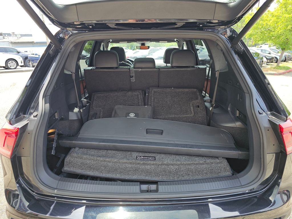 2021 Volkswagen Tiguan SEL Premium R-Line - Photo 17
