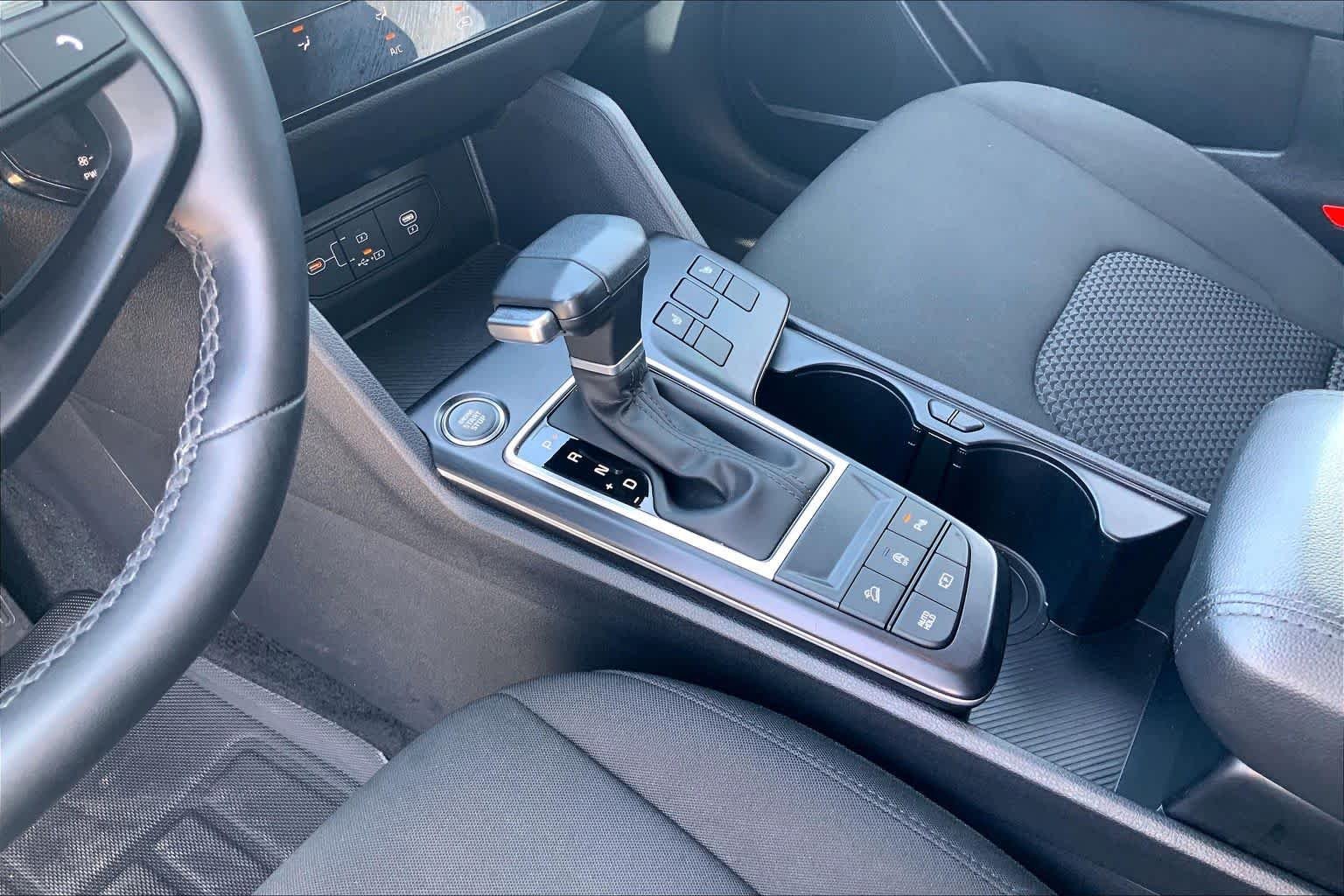 2026 Kia Sportage LX - Photo 17