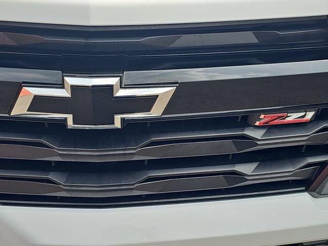 Used 2023 Summit White Chevrolet Z71 image 35