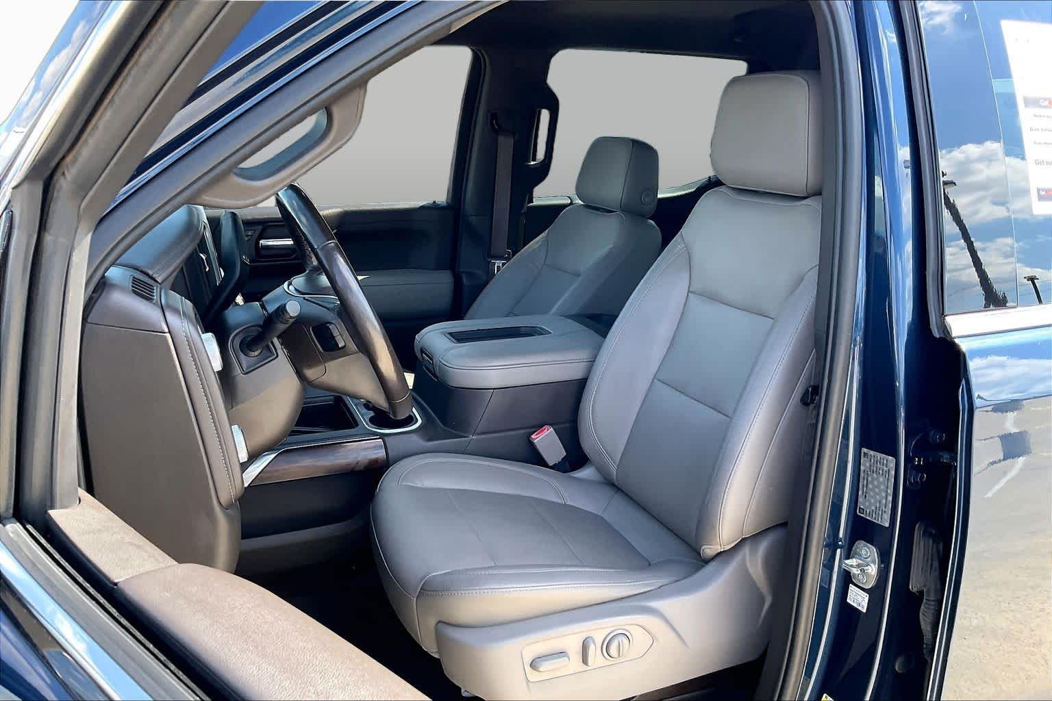 Used 2019 Pacific Blue Metallic GMC SLT image 8