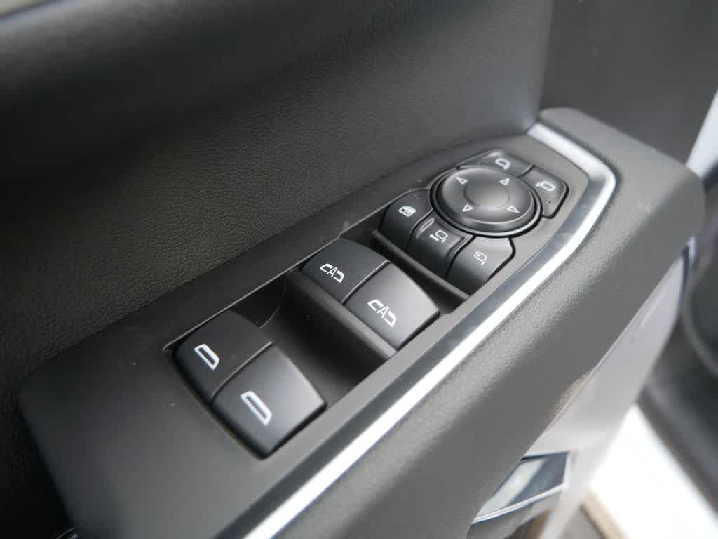 2026 Chevrolet Silverado 3500 HD High Country - Photo 8