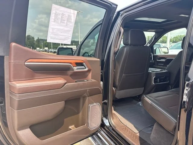 Used 2023 Onyx Black GMC Denali image 30