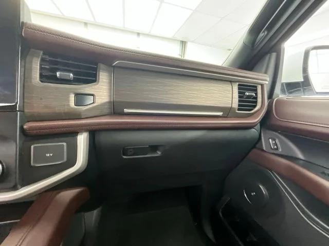 Used 2024 White Ford Limited image 12