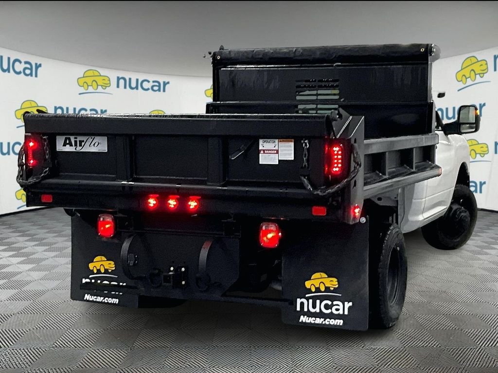 2026 RAM 3500 Chassis Tradesman - Photo 7