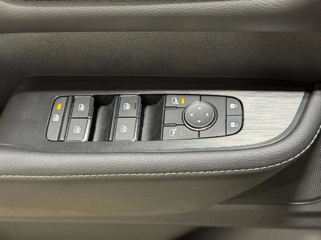 Certified Used 2026 White Nissan SV image 19