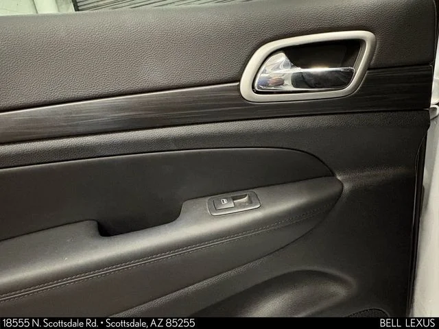 Used 2022 White Jeep Laredo X image 20