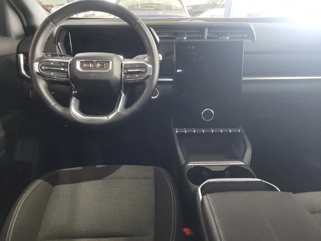 Used 2025 White GMC Elevation image 5