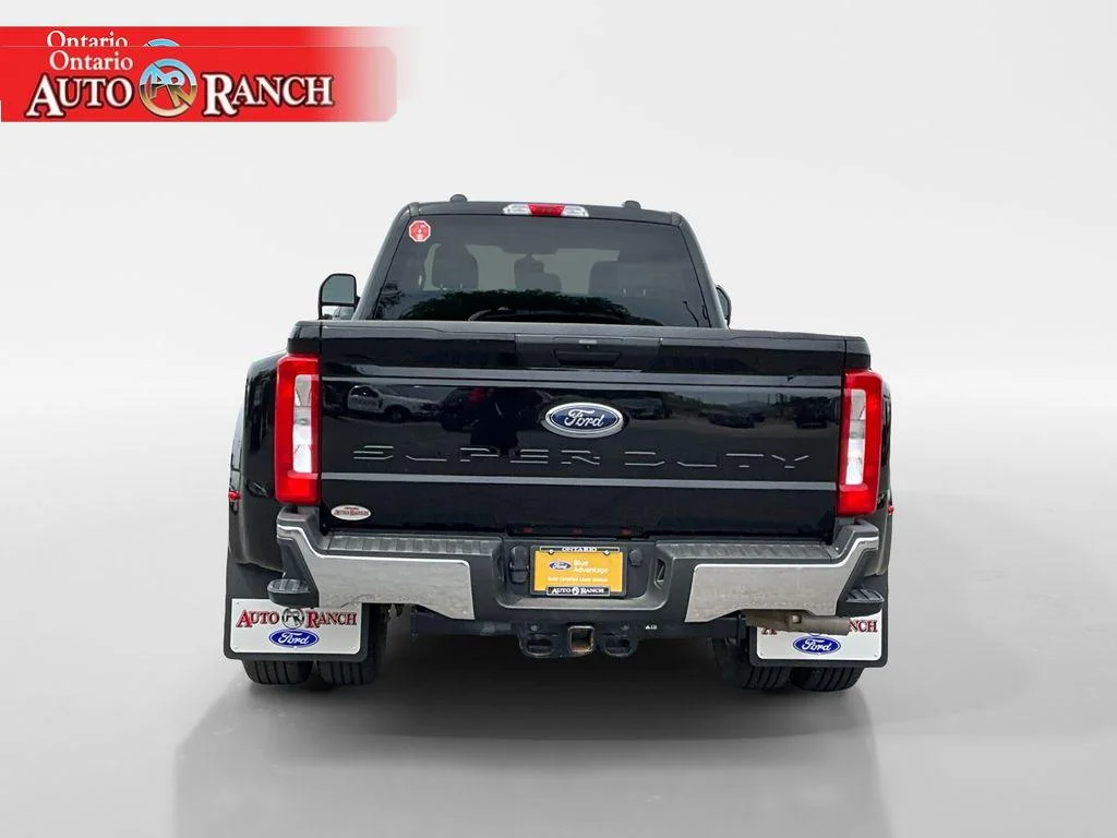 Used 2025 Agate Black Metallic Ford XLT image 4